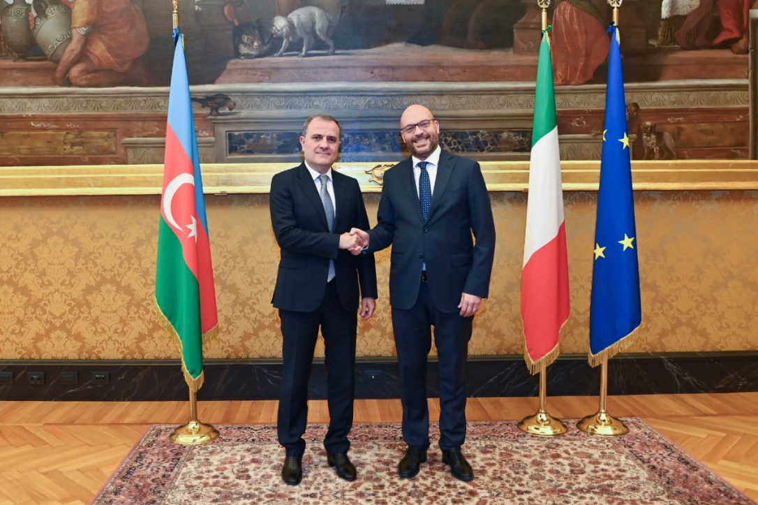 Баку и Рим коснулись укрепления межпарламентского сотрудничества