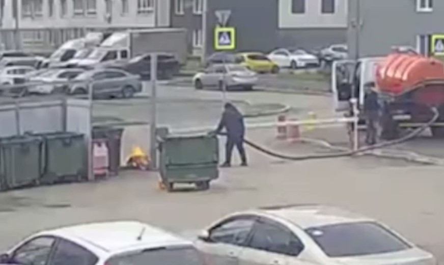 В России пожар потушили нечистотами