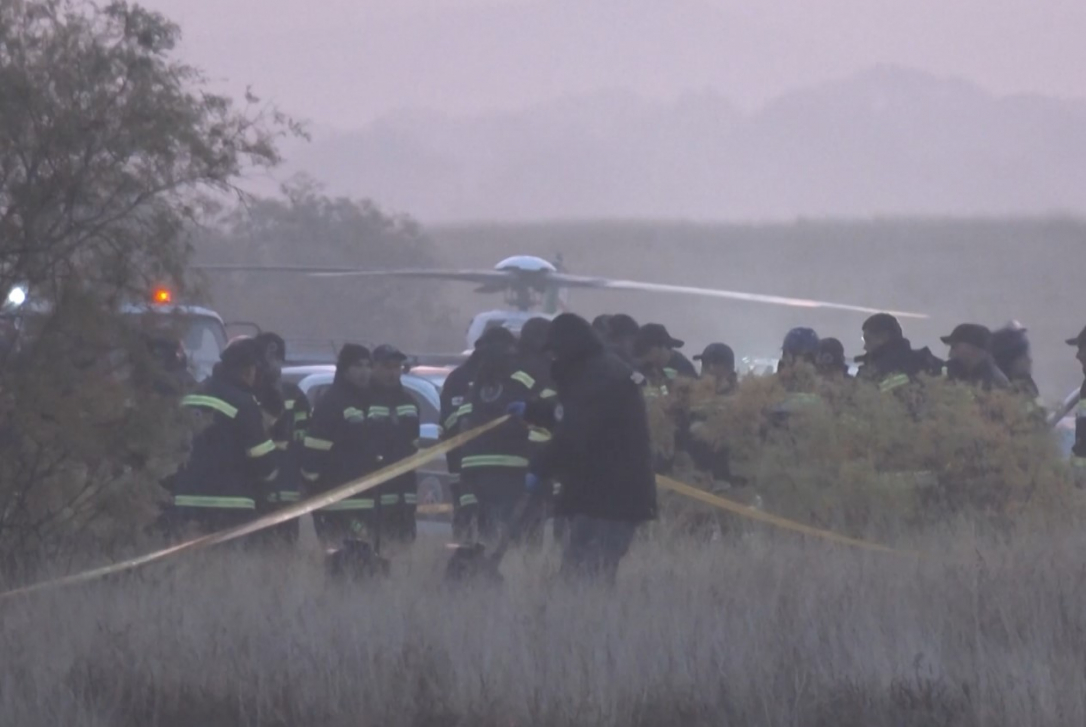 Появились новые кадры с места крушения турецкого С-130 в Грузии