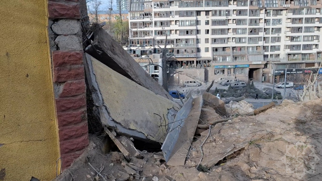 Россия прокомментировала повреждение посольства Азербайджана в Киеве