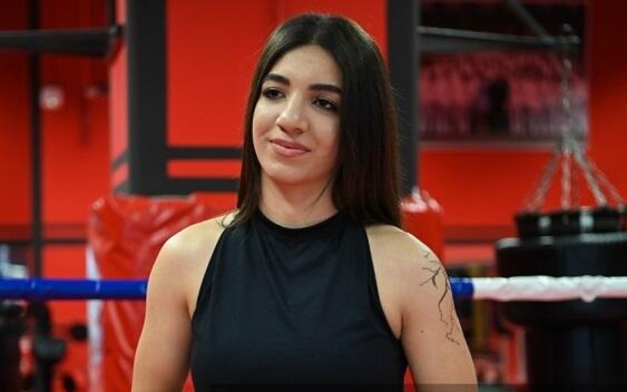 Женщина-боксер вместе с учеником совершила разбой в Абшероне