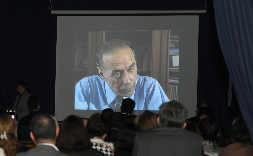 Михаил Гусман представил в Баку фильм о жизни и деятельности Гейдара Алиева