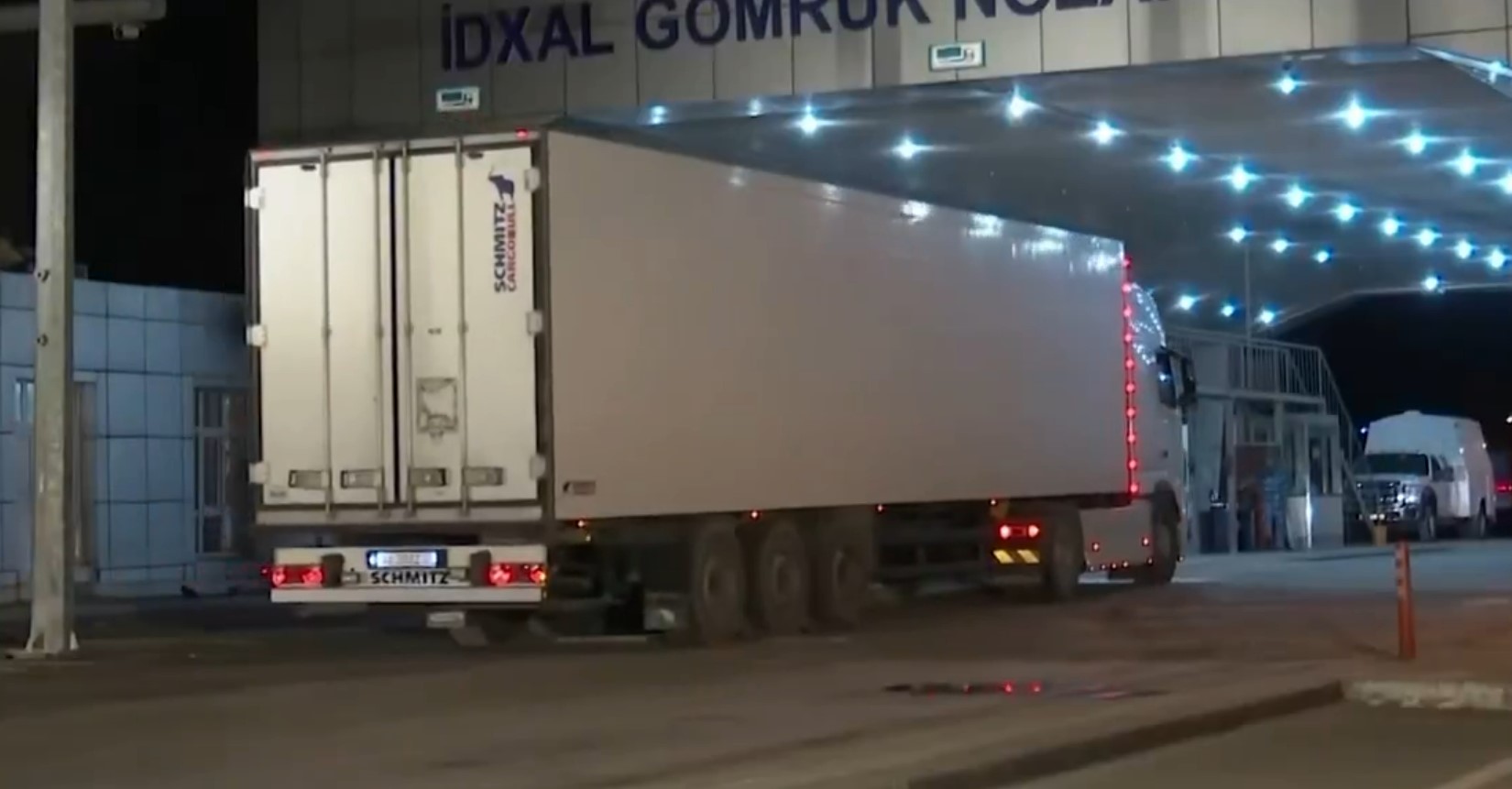 Под видом подсолнечного масла в Азербайджан из Турции везли лекарства