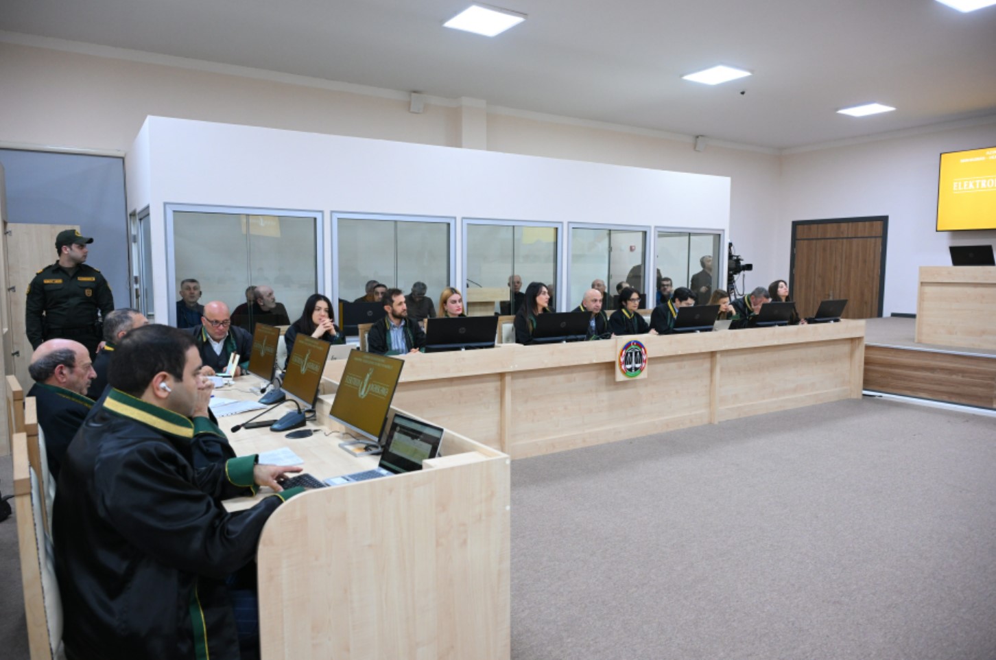 Мнацаканян отверг показания обвинения и потерпевших об Апрельских боях