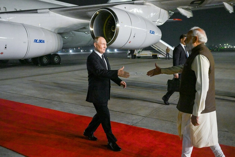 Путин прибыл в Индию с двухдневным визитом