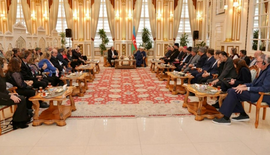 Армянская церковь и диаспора мешают мирному процессу, заявил Пашазаде