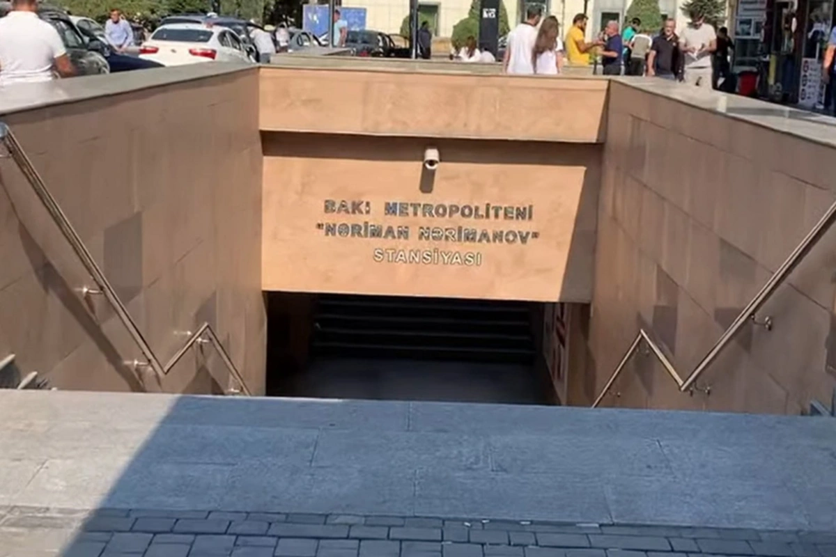 Мужчина, погладивший женщину в бакинском метро, отправился за решетку на 15 дней