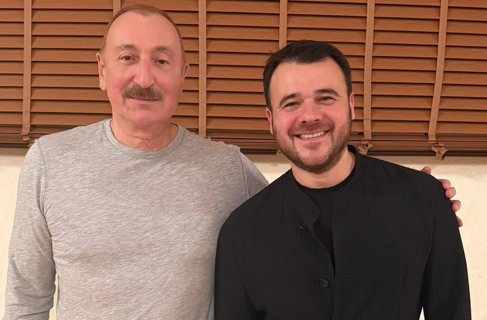 Эмин Агаларов поделился публикацией в связи с днем рождения Ильхама Алиева