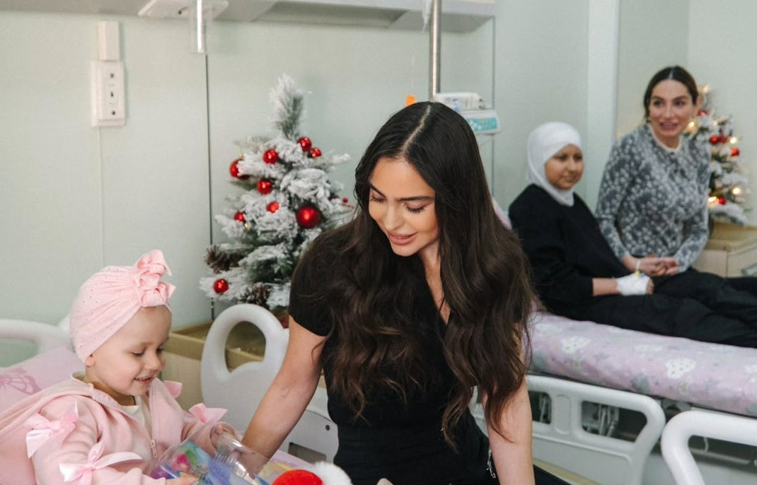 Лейла и Арзу Алиевы побывали в Национальном центре онкологии