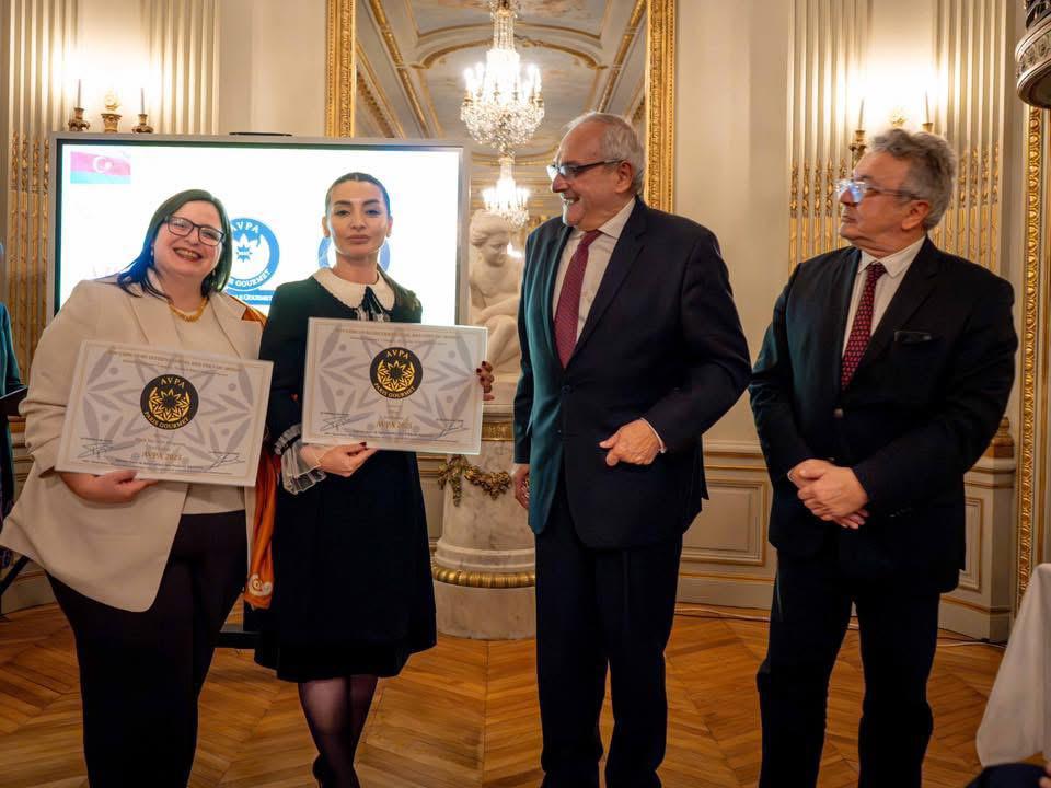 Азербайджанский чай удостоен наград в Париже