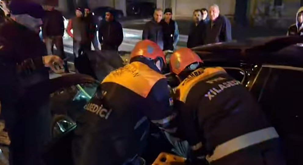 В Баку произошло тяжелое ДТП со смертельным исходом