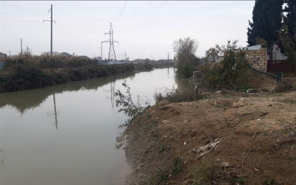 Пять человек утонули в результате ДТП в Билясуваре