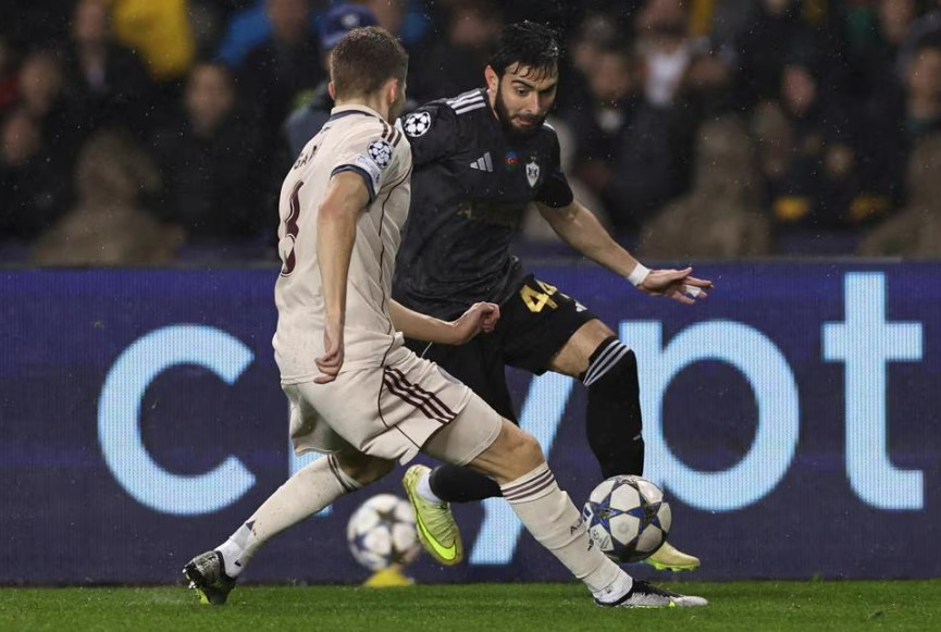 "Карабах" проиграл "Аяксу"