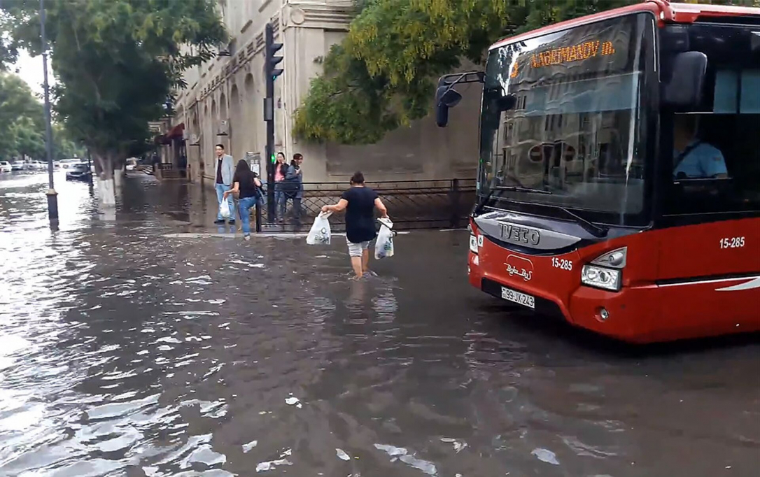 Завтра Баку и Абшерон накроют ливни