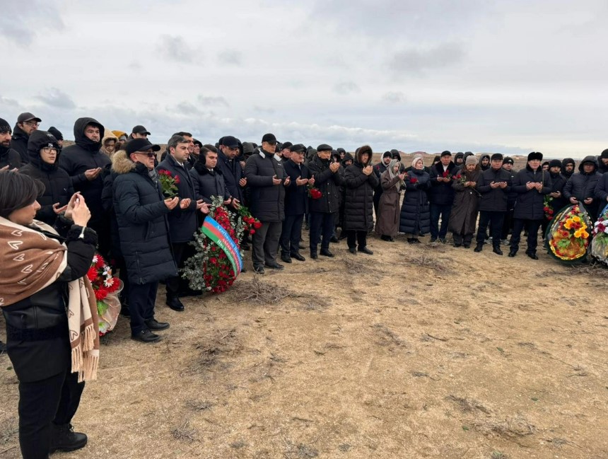 В Актау вспомнили жертв крушения азербайджанского самолёта