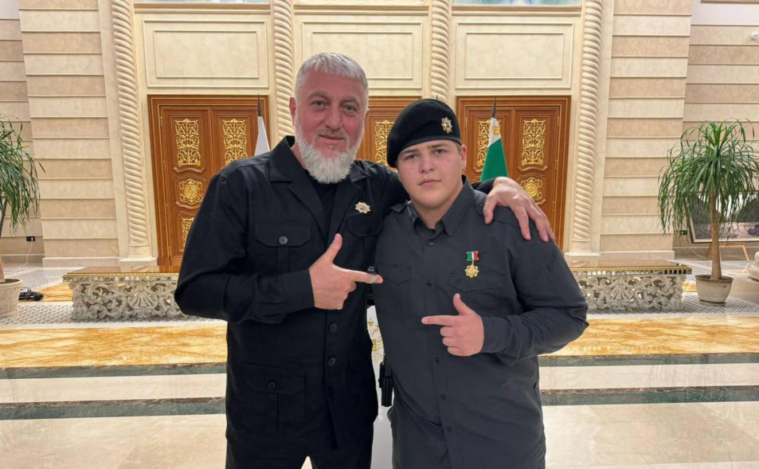 Адам Кадыров получил почётную грамоту Росгвардии