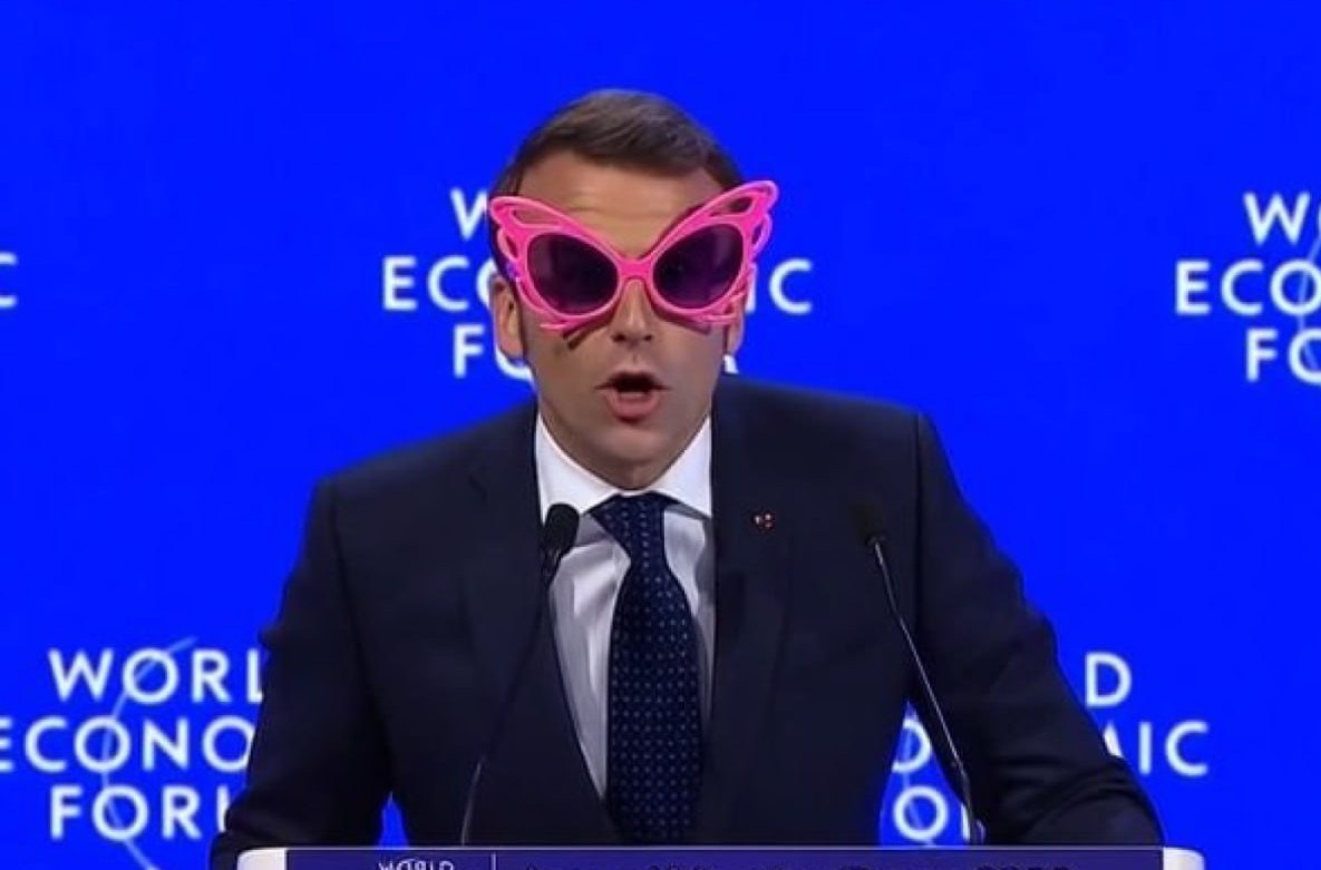 Трамп высмеял вид Макрона: «Что, чёрт возьми, это было»