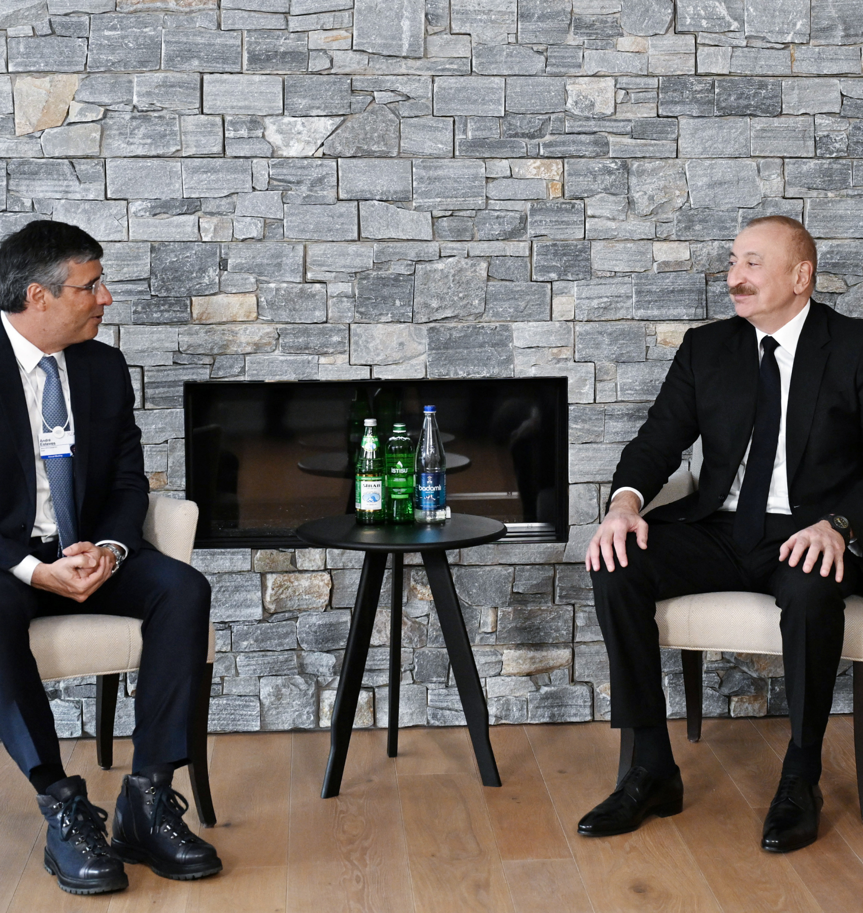 Ильхам Алиев проводит встречи в Давосе