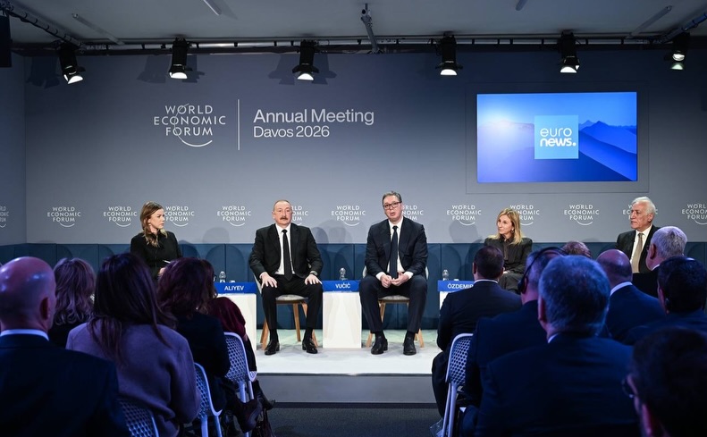 Мехрибан Алиева показала кадры из Давоса с участием Ильхама Алиева в работе панельной сессии