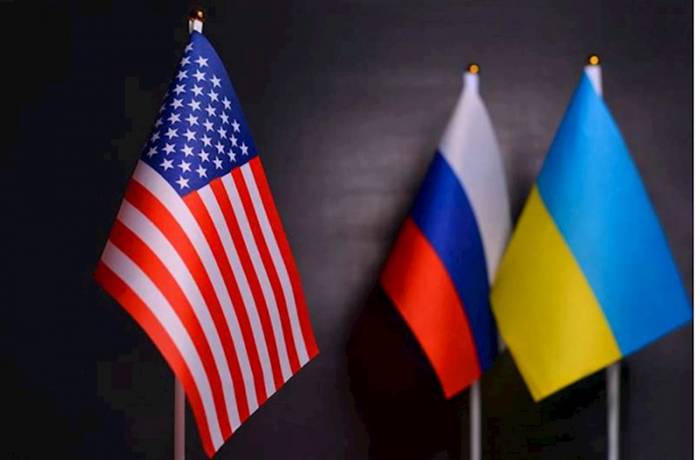 В Абу-Даби начались переговоры делегаций России, США и Украины