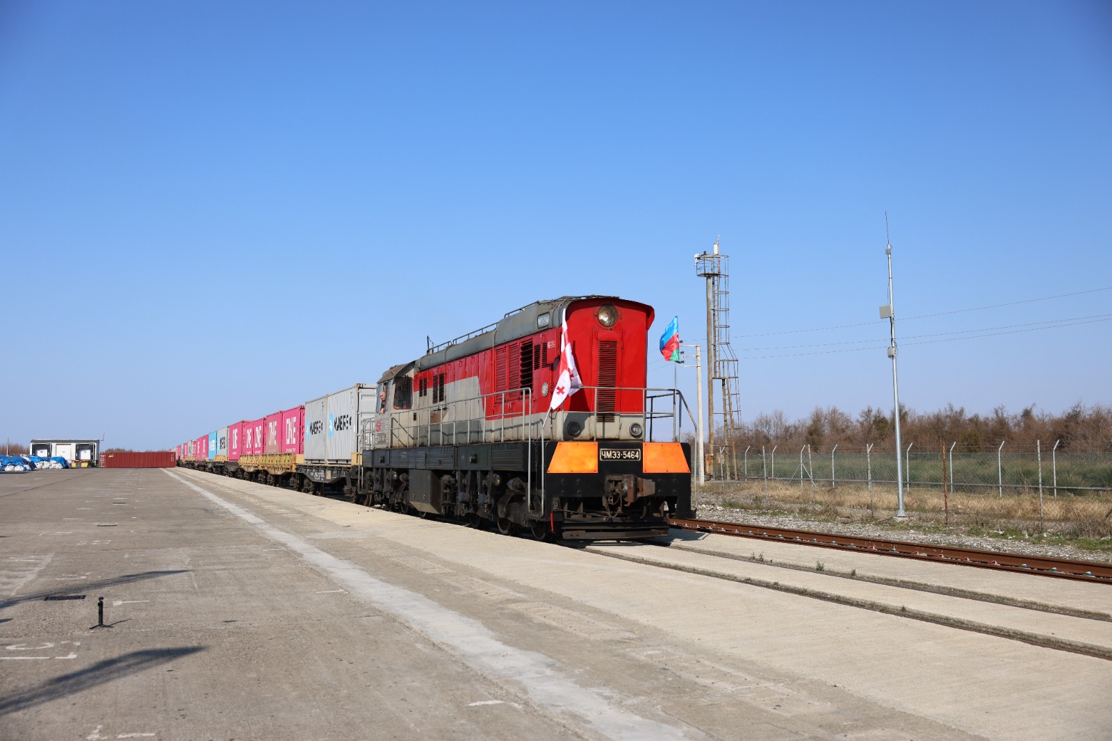 Запущен экспресс-блок-поезд Поти–Баку: Чёрное море связано с портами Азербайджана 2 Запущен экспресс-блок-поезд Поти–Баку: Чёрное море связано с портами Азербайджана