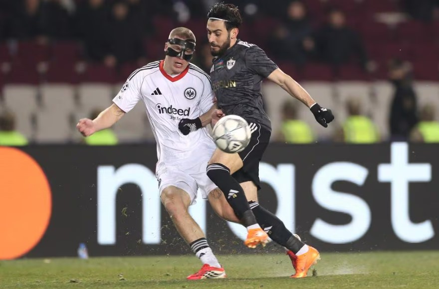 "Айнтрахт" вышел вперед