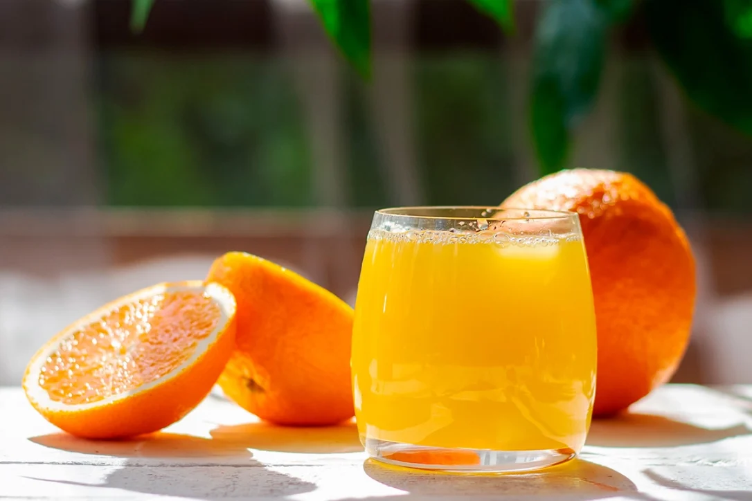 В АПБА рассказали о выявлении крашеных апельсинов