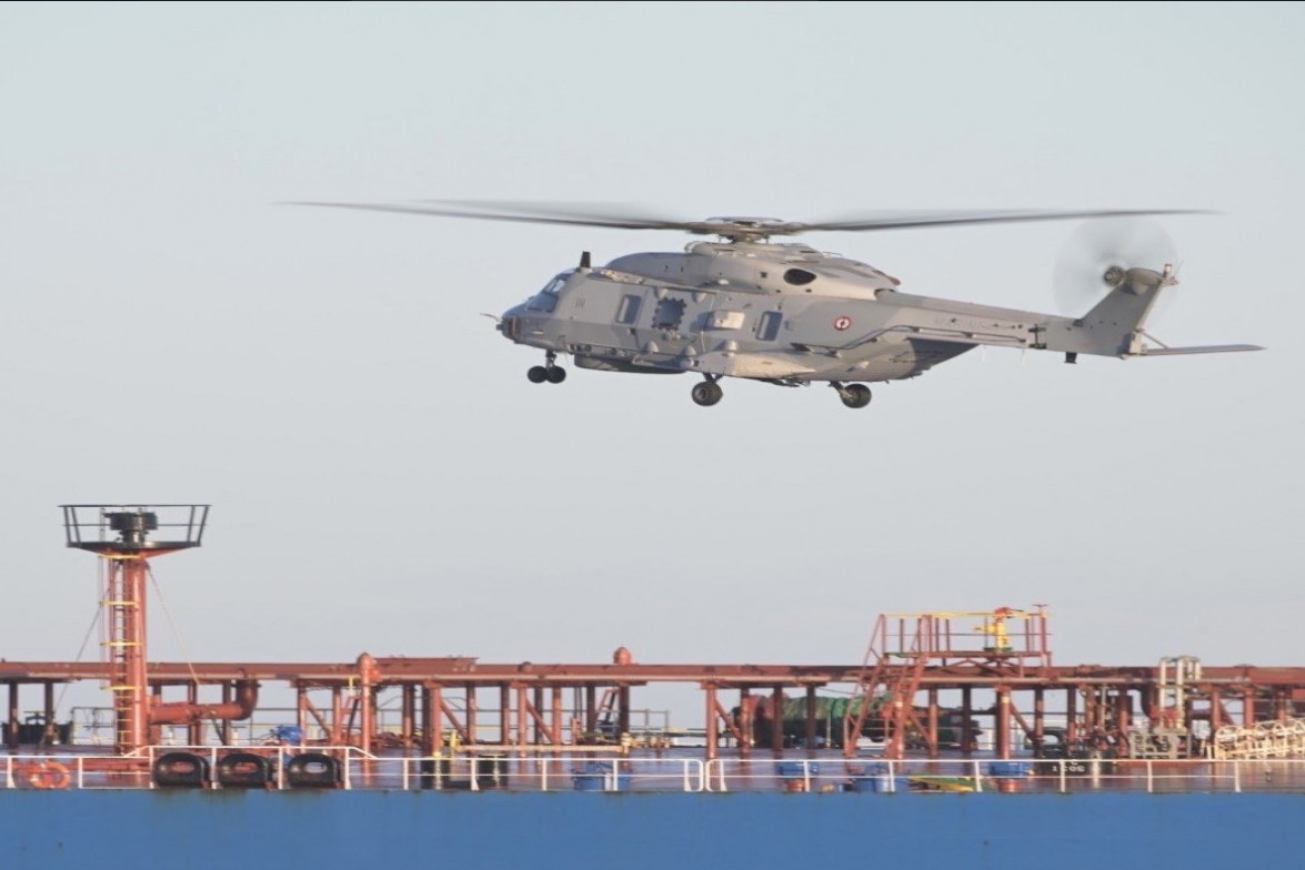 Франция задержала следовавший из России танкер