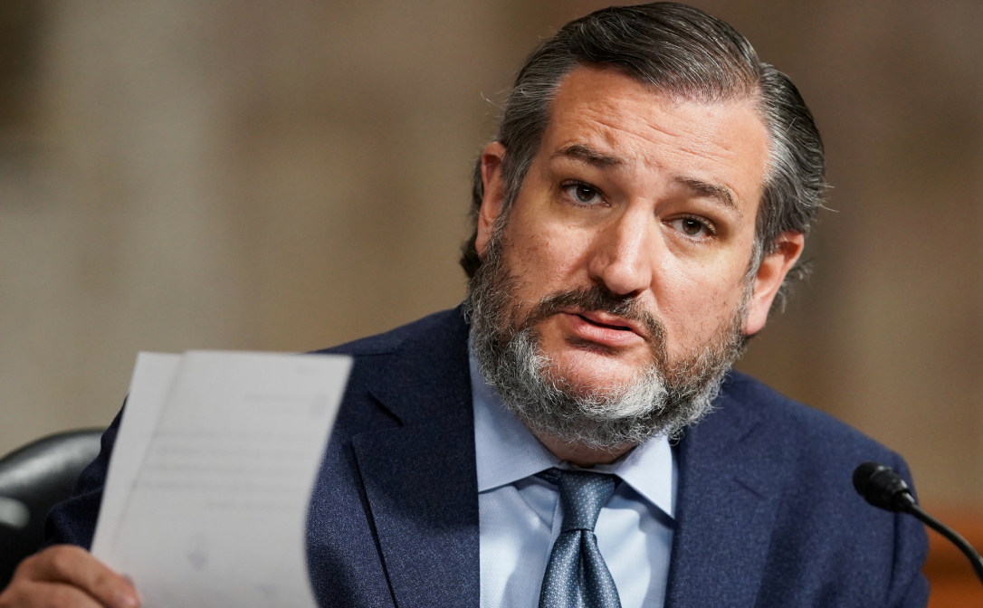 Американский сенатор призывает свергнуть Хаменеи