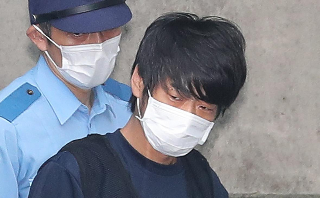 Убийцу Синдзо Абэ приговорили к пожизненному сроку