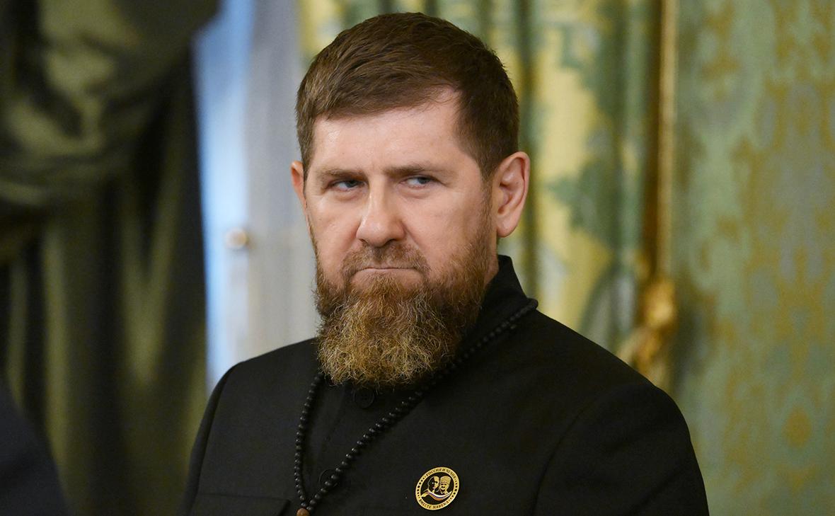 Кадыров неожиданно приехал в Кремль и выступил против переговоров