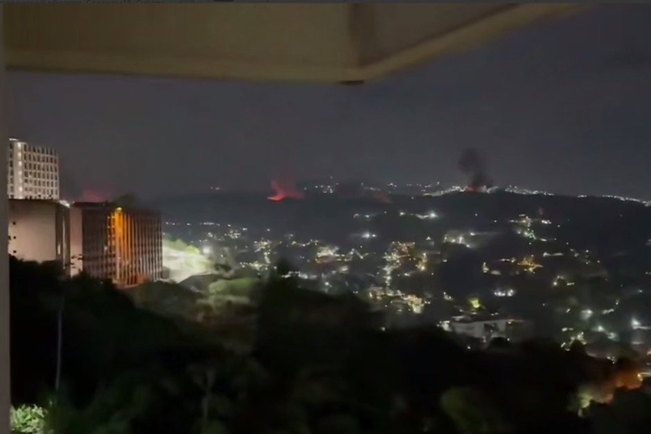 США нанесли удары по Каракасу. Онлайн 1 США нанесли удары по Каракасу. Онлайн