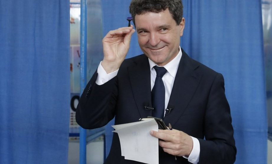 В Румынии расследуют сбор средств на убийство президента