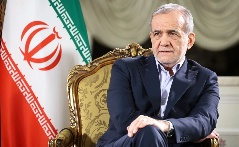 Пезешкиан ответил на критику азербайджанскими пословицами