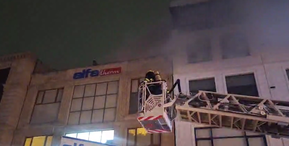 В одном из объектов на улице Ахмеда Раджабли произошёл пожар