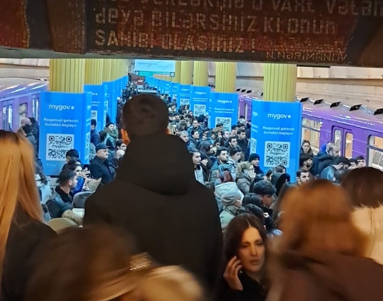 Техническая неисправность на станции «Нариман Нариманов»: задержки на Красной и Зелёной линиях метро