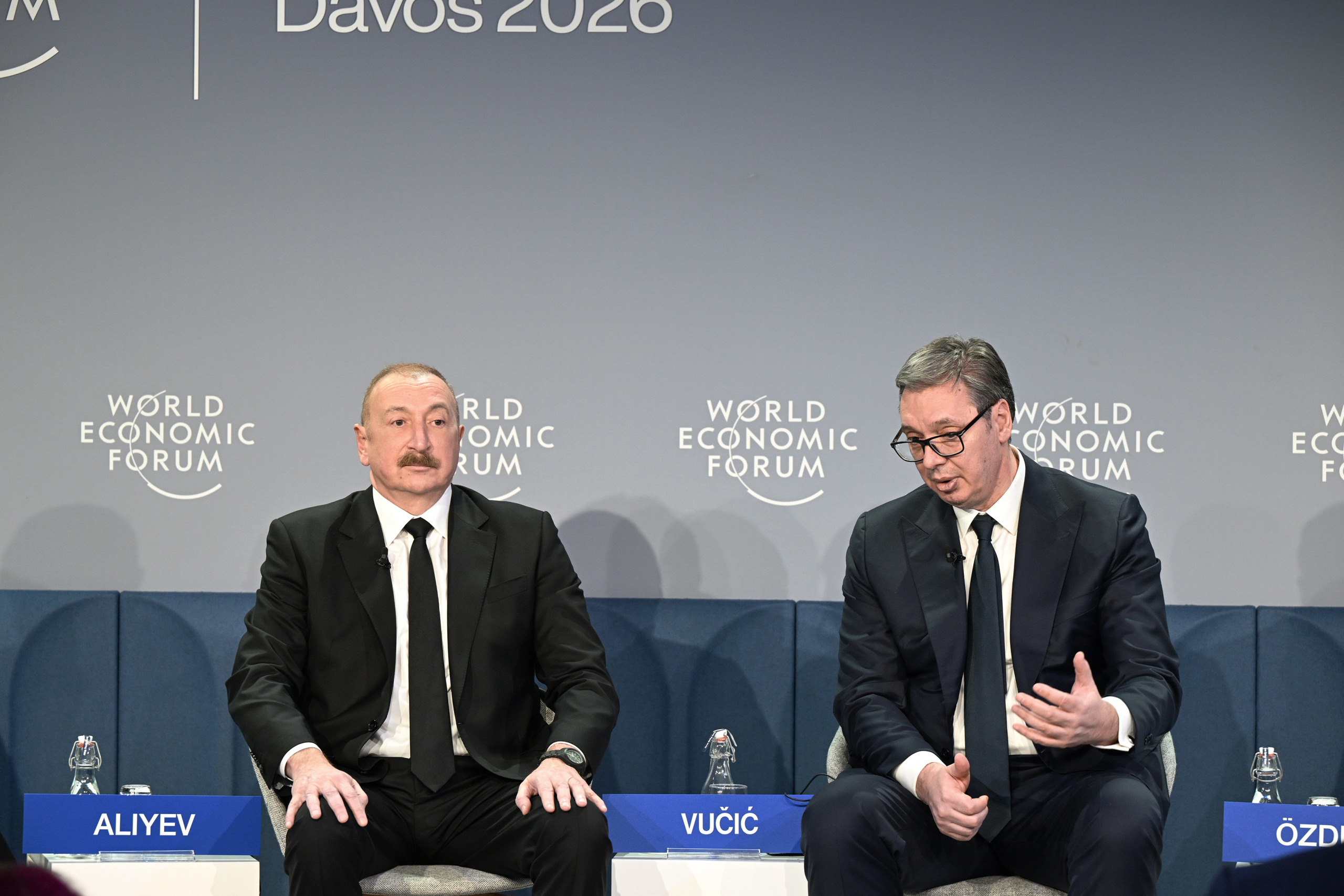 Вучич назвал Ильхама Алиева "одним из великих лидеров"