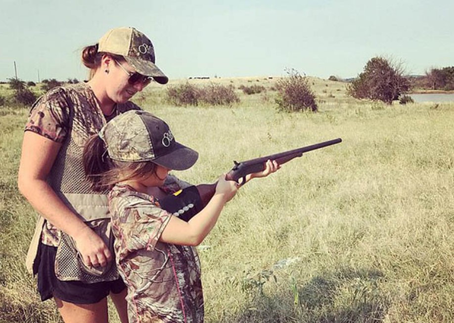 Почему гренландских детей сызмальства учат стрелять