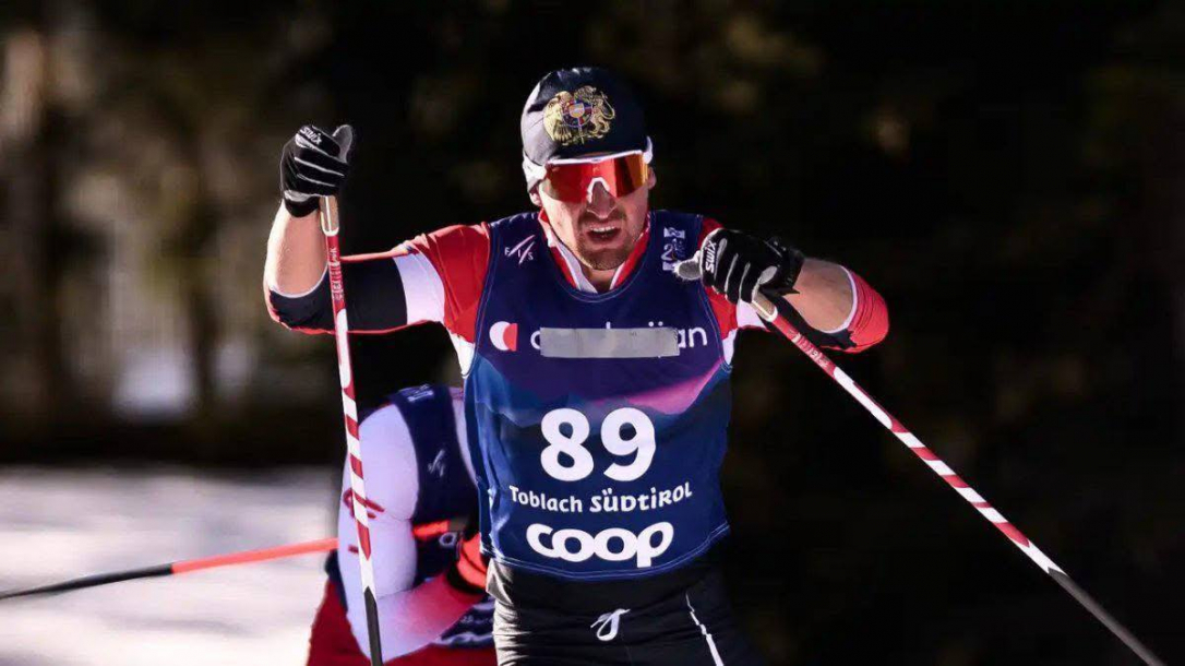 Федерация лыжного спорта Армении похвалила своего спортсмена за сокрытие надписи "Азербайджан"