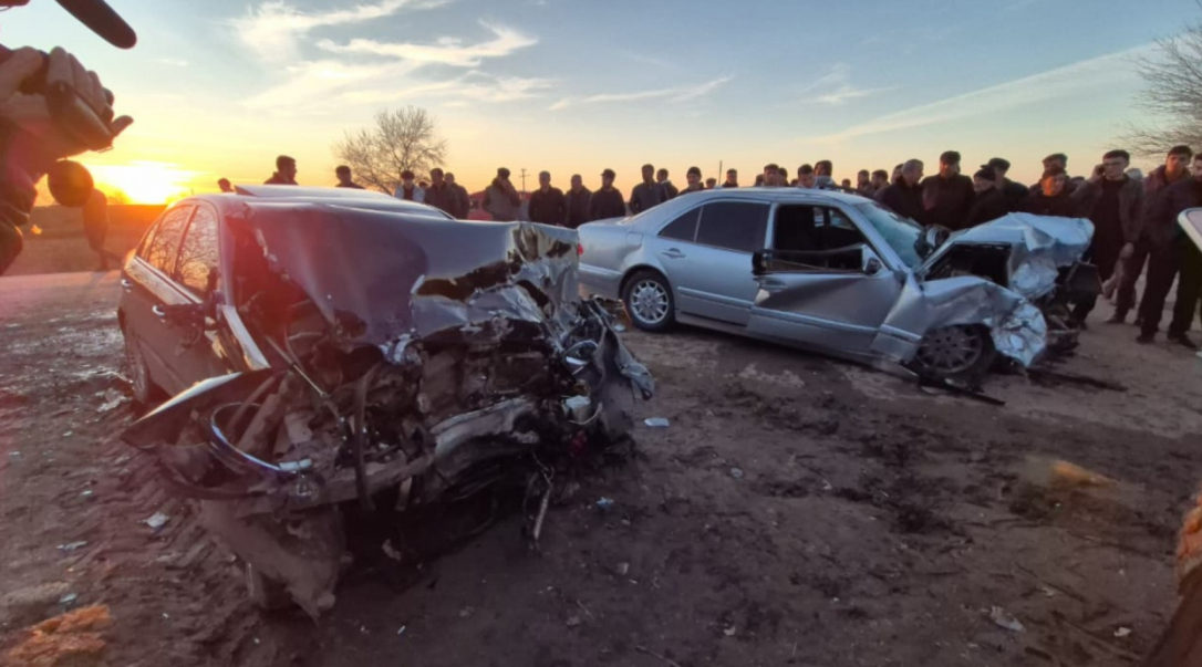 В Сальянском районе в ДТП погибли три человека, трое ранены