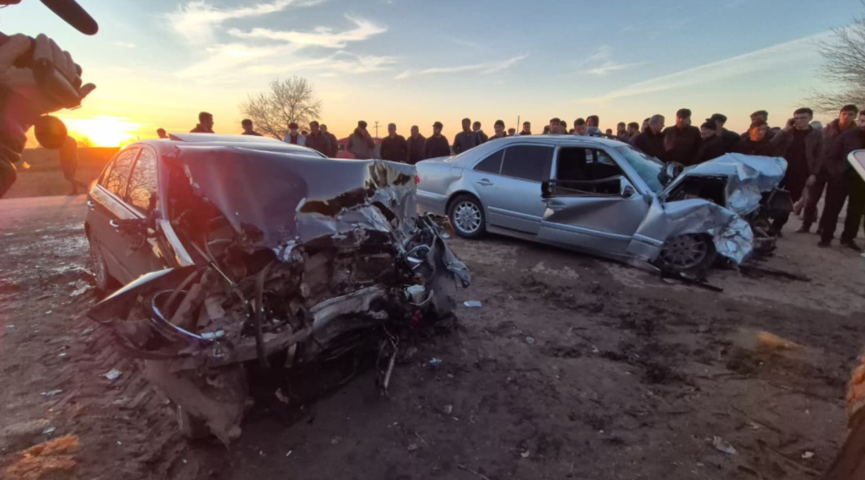 В Сальянском районе в ДТП погибли три человека, трое ранены