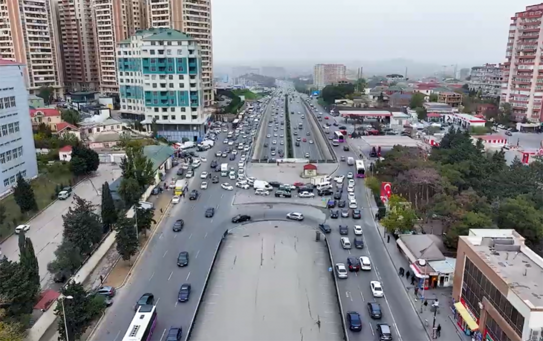 На "Шемахинке" устанавливают светофоры