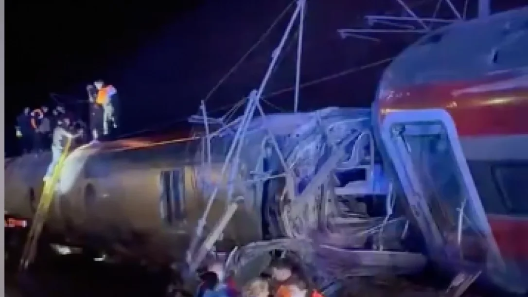 В Испании столкнулись поезда, десятки погибших и пострадавших