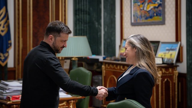 Зеленский назначил бывшего главу МИД Канады своим советником 1 Зеленский назначил бывшего главу МИД Канады своим советником