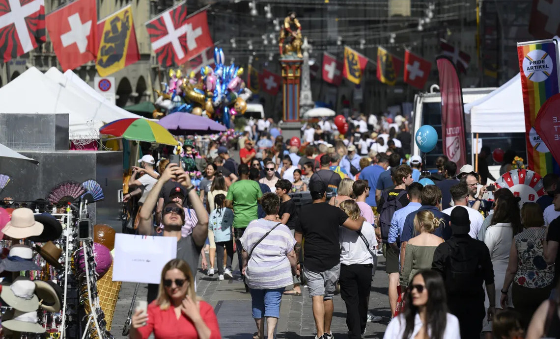 Швейцария будет голосовать за лимит населения