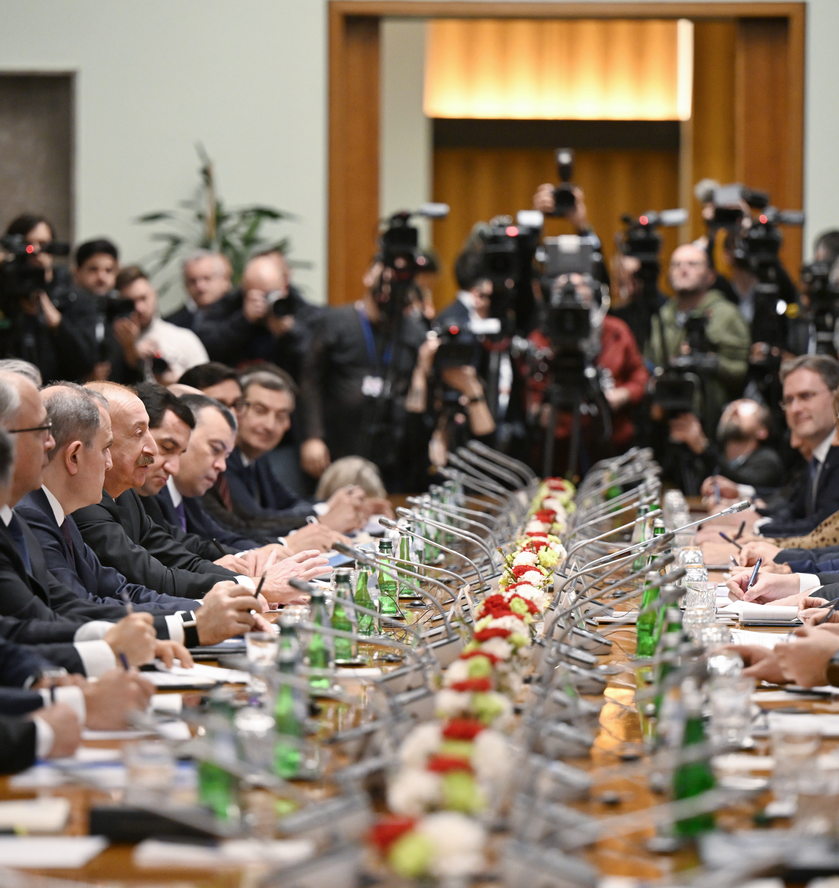 Ильхам Алиев встретился с Вучичем