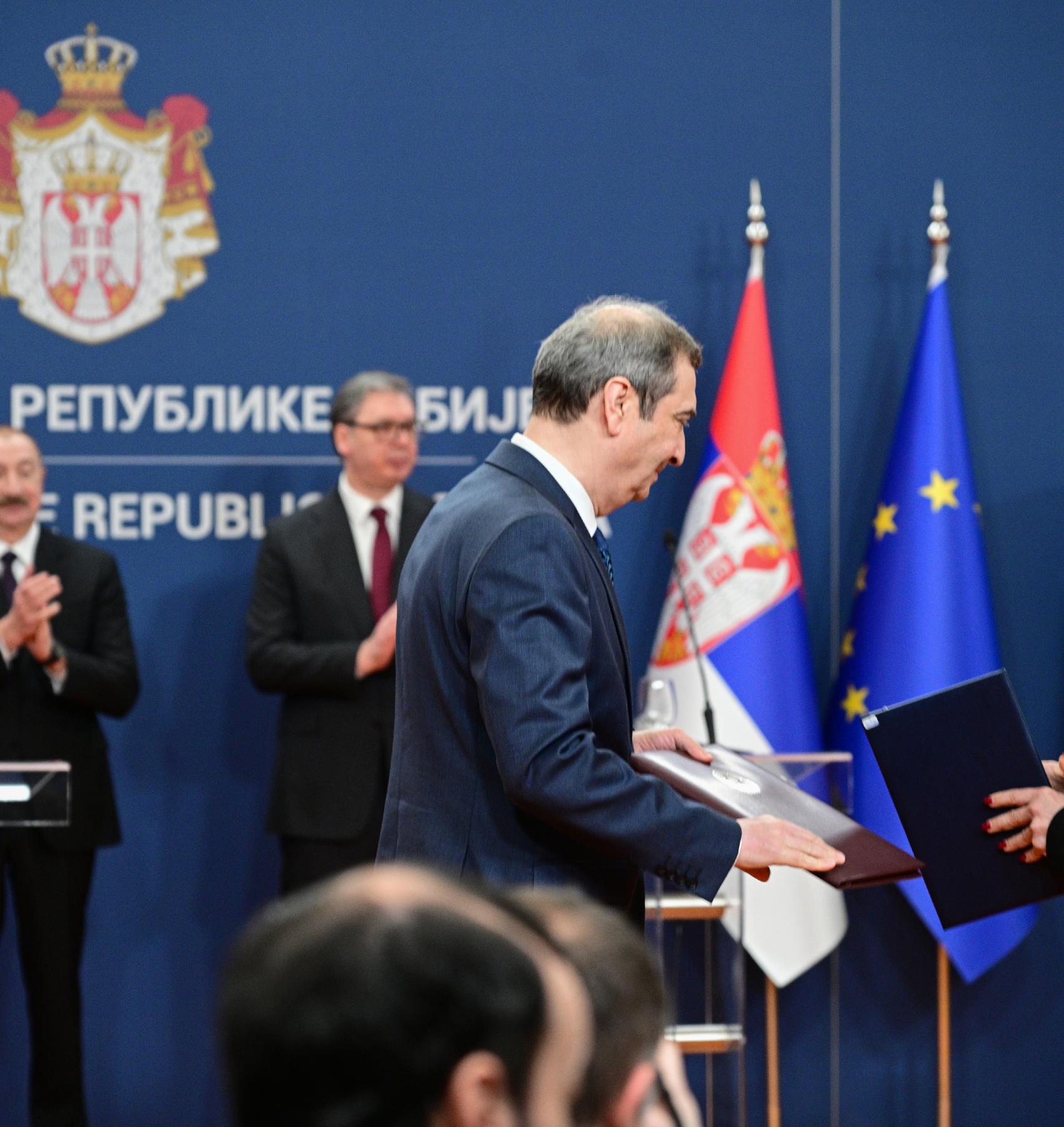 Алиев встретился с Вучичем, состоялся обмен документами между странами