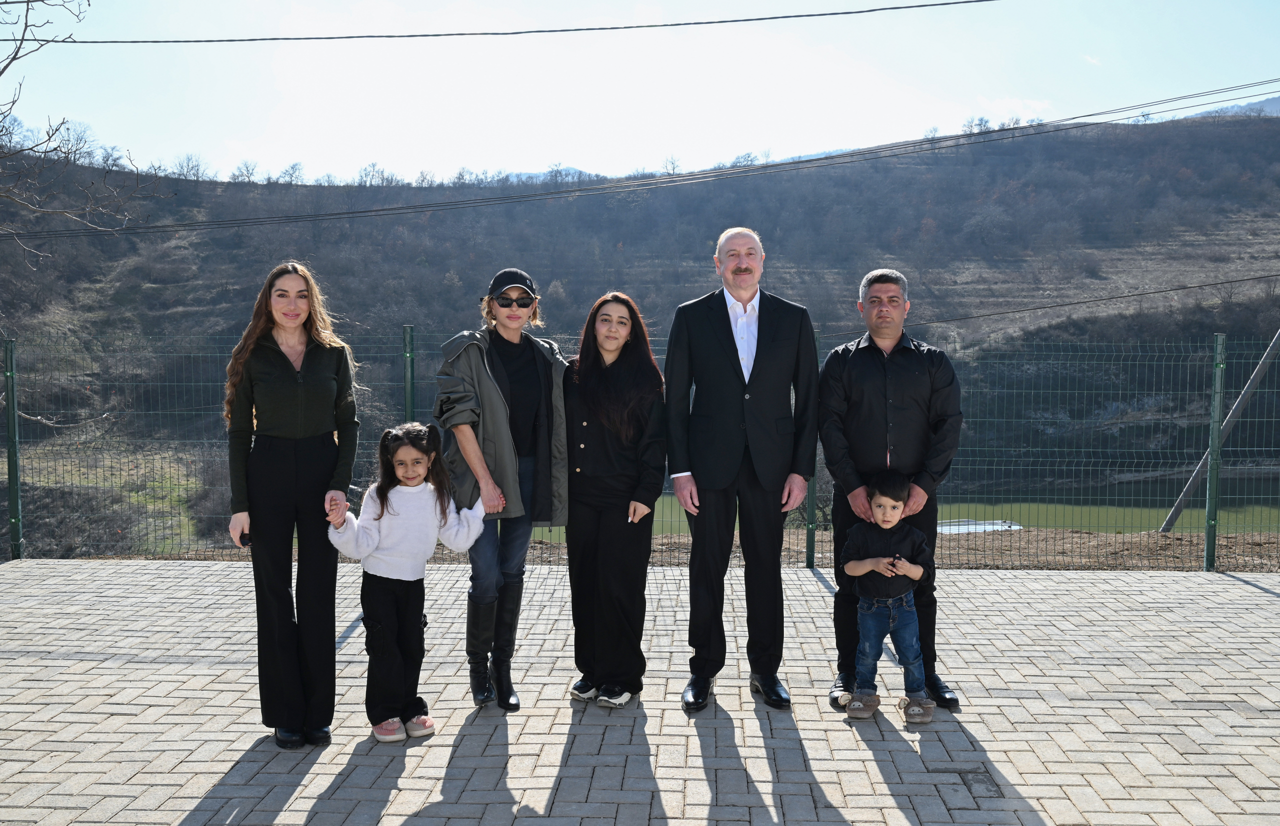 Алиевы посетили село Ханабад