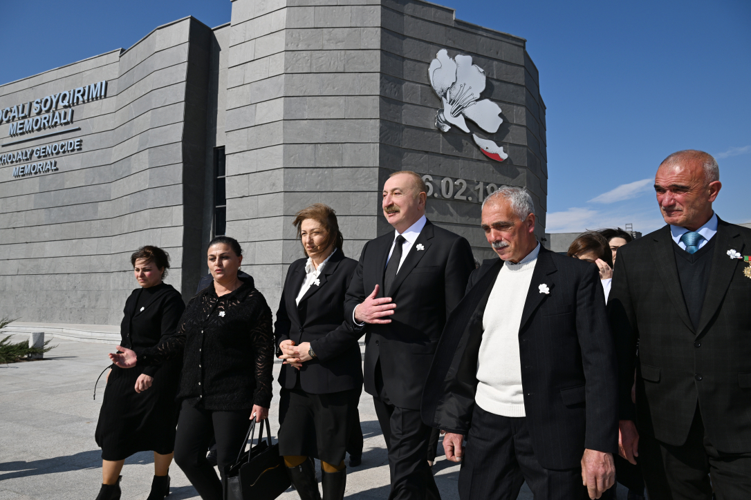 Алиев поделился кадрами поездки в Ходжалы