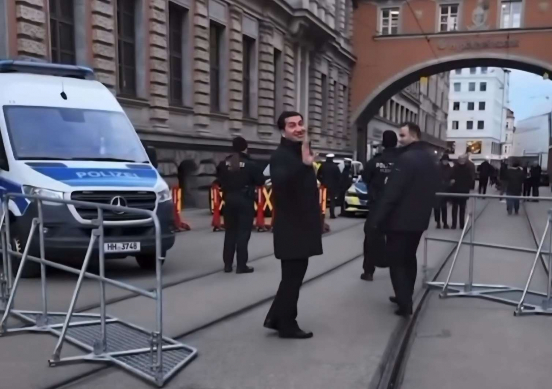 Хикмет Гаджиев поставил на место Эмина Гусейнова